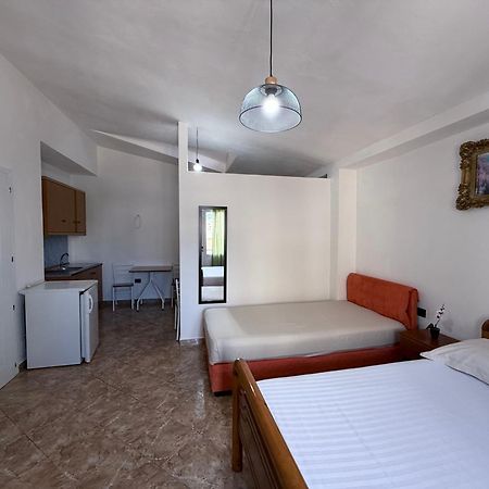Jazoj Family Hotel Орикум Экстерьер фото