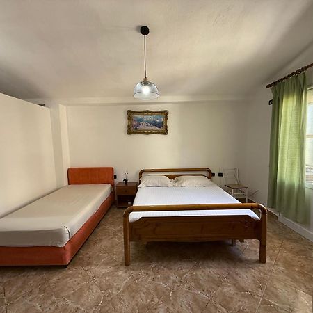 Jazoj Family Hotel Орикум Экстерьер фото