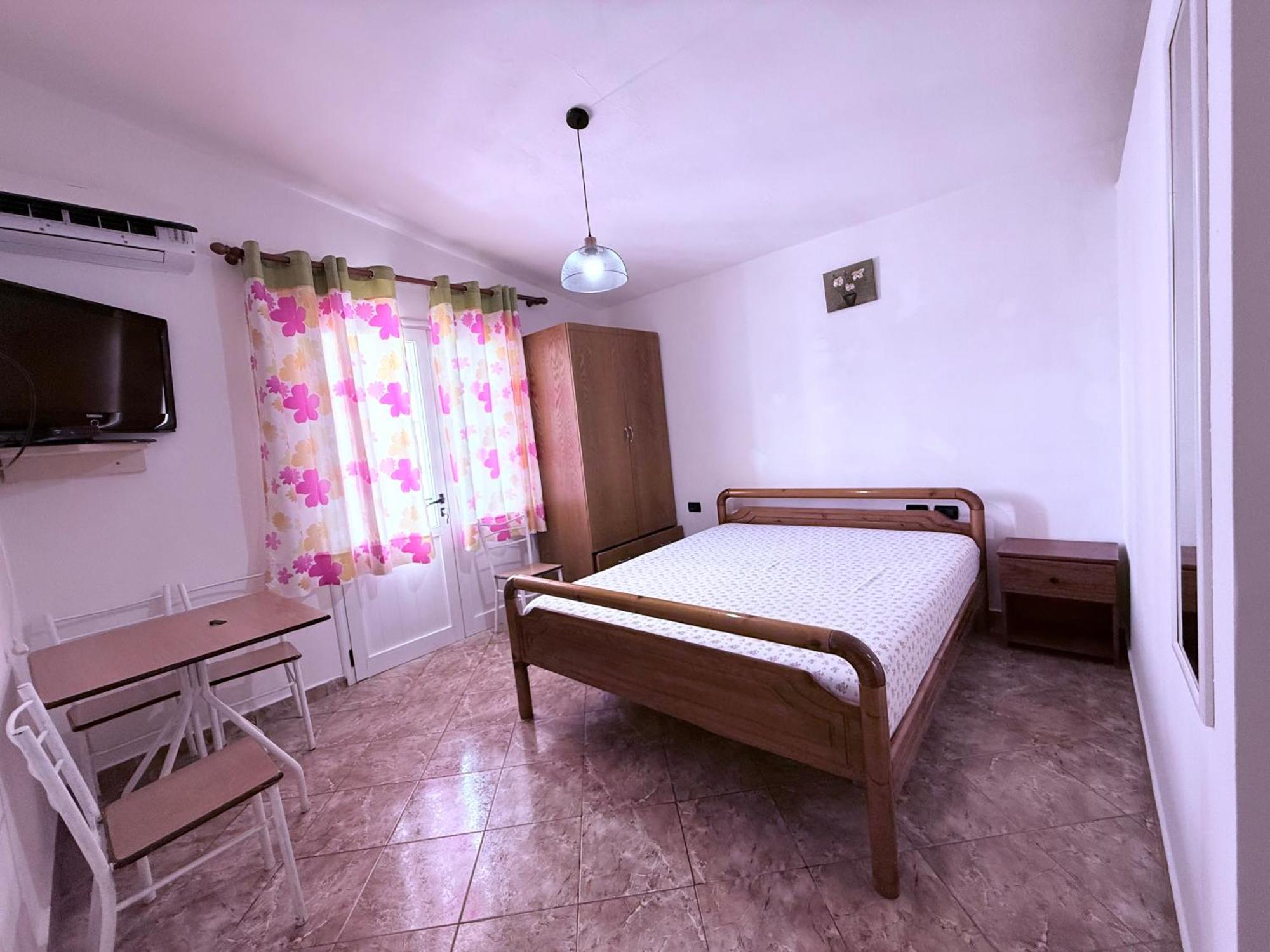 Jazoj Family Hotel Орикум Экстерьер фото