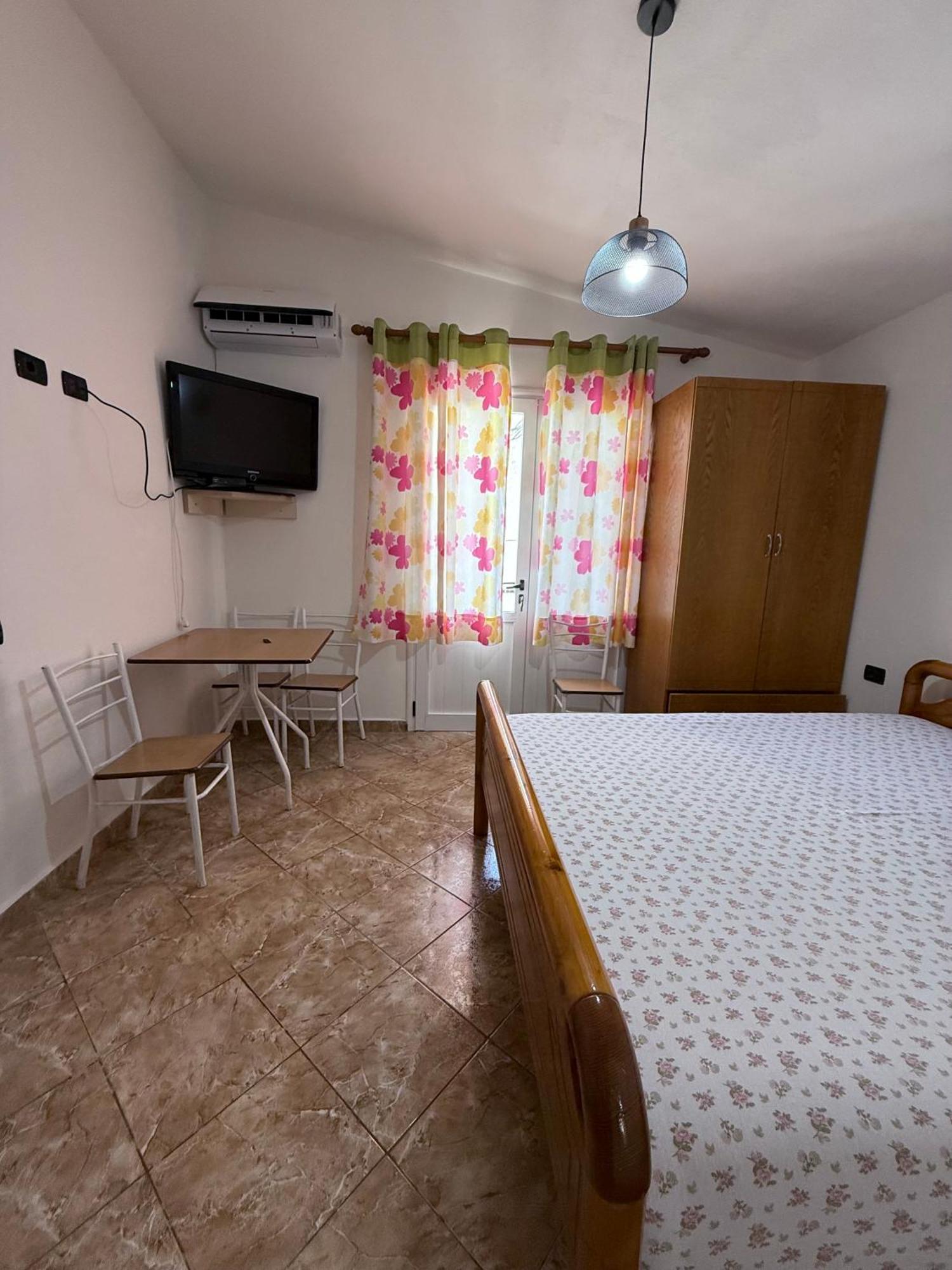 Jazoj Family Hotel Орикум Экстерьер фото